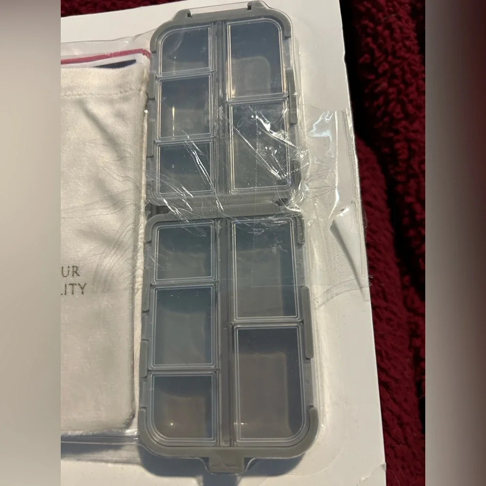 Clear 10compartment travel box Case with White Microfiber Pouch
